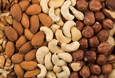 Almendras y otros frutos secos. 