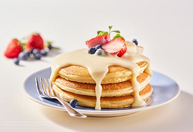 Receta de hotcakes bañados con leche condensada