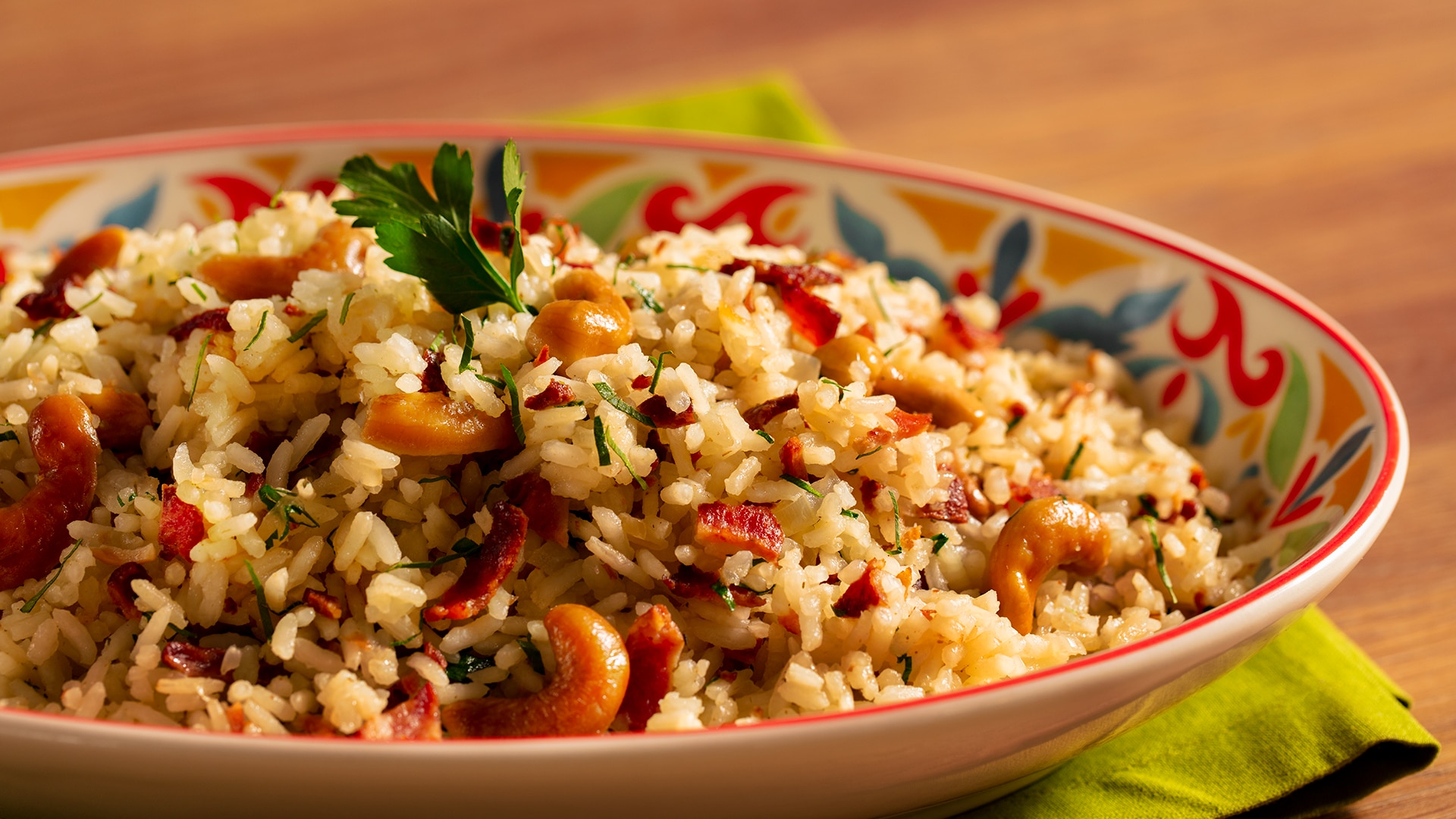 Arroz con Pepitas de Marañón y Tocino