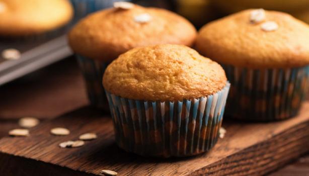 Tres muffins tras ser cocinados como una de las recetas en airfryer