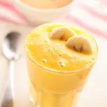 Batido de Banano y Naranja