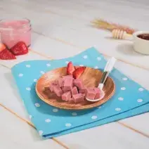 GELATINA de FRESAS con CEREAL preparada con GERBER®