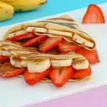 Crepes con Frutas y Choco Avellana