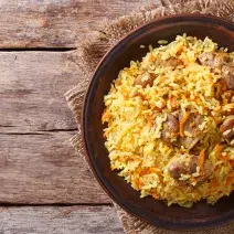 Arroz con tiras de res