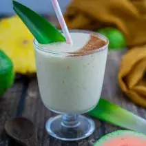 batido de guayaba piña