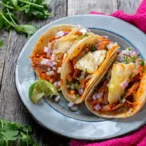 Tacos de puerco y piña