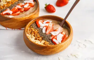 Almond Macchiato Smoothie Bowl