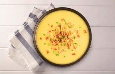 Crema de Papa con Sabor a Tocino Crema de Papa con Sabor a Tocino