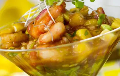 Ceviche de Camarones con Mango y Aguacate