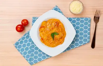 Gnocchis con tomates confitados Gnocchis con tomates confitados