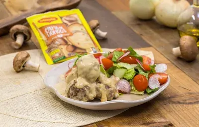 Albóndigas en Crema de Hongos