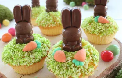 CUPCAKES DE PASCUA CON KITKAT® BUNNY