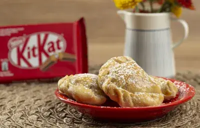 Empanaditas de KitKat Empanaditas de KitKat