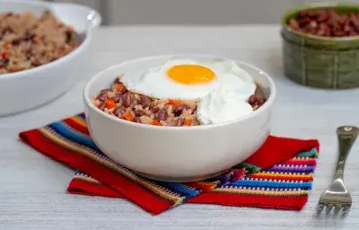 gallo pinto nica