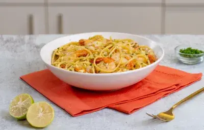 Pasta con Camarones Al Ajillo El Salvador Pasta con Camarones Al Ajillo El Salvador