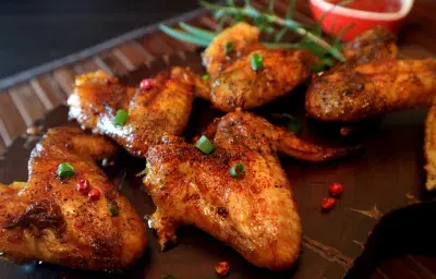 Alitas de Pollo al Ajillo Alitas de Pollo al Ajillo