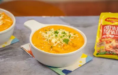 Macarrones con Tomate