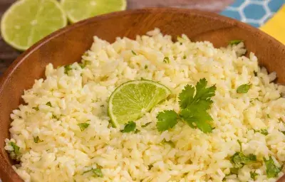 Arroz con cilantro y limón