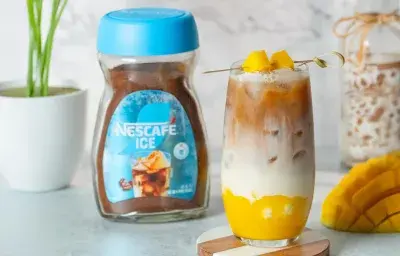 mango iced latte mango iced latte