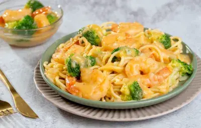 Pasta con Camarones en Salsa Blanca Libre de Lácteos