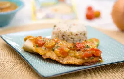 Filete en Salsa de Mariscos y Coco