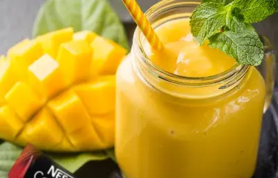 NESCAFÉ® MANGOCCCINO NESCAFÉ® MANGOCCCINO