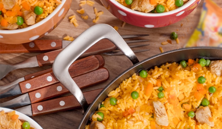 Arroz frito con pollo