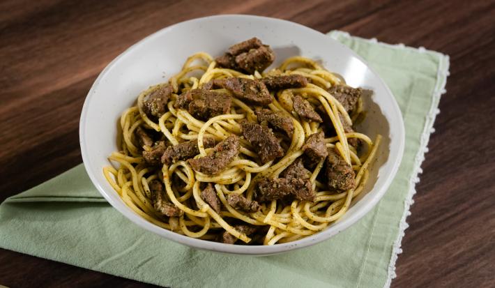 Pasta con Carne al Chimichurri