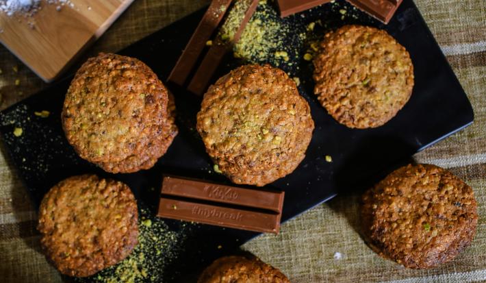 Galletas de Avena, Pistachos y KitKat® Galletas de Avena, Pistachos y KitKat®