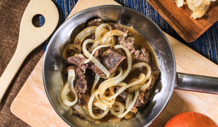 Bistec Encebollado